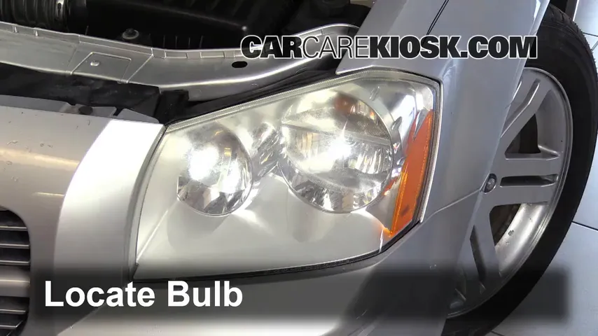 2006 Dodge Magnum RT 5.7L V8 Lights Headlight (replace bulb)